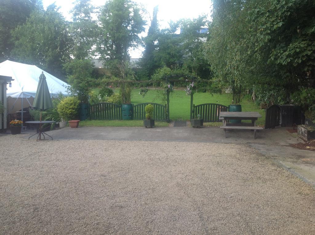 Cawley'S Guesthouse Tubbercurry Exterior foto